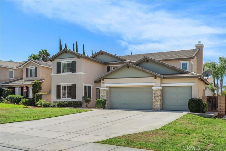 Property Photo:  28825 Evening Passage Drive  CA 92584 