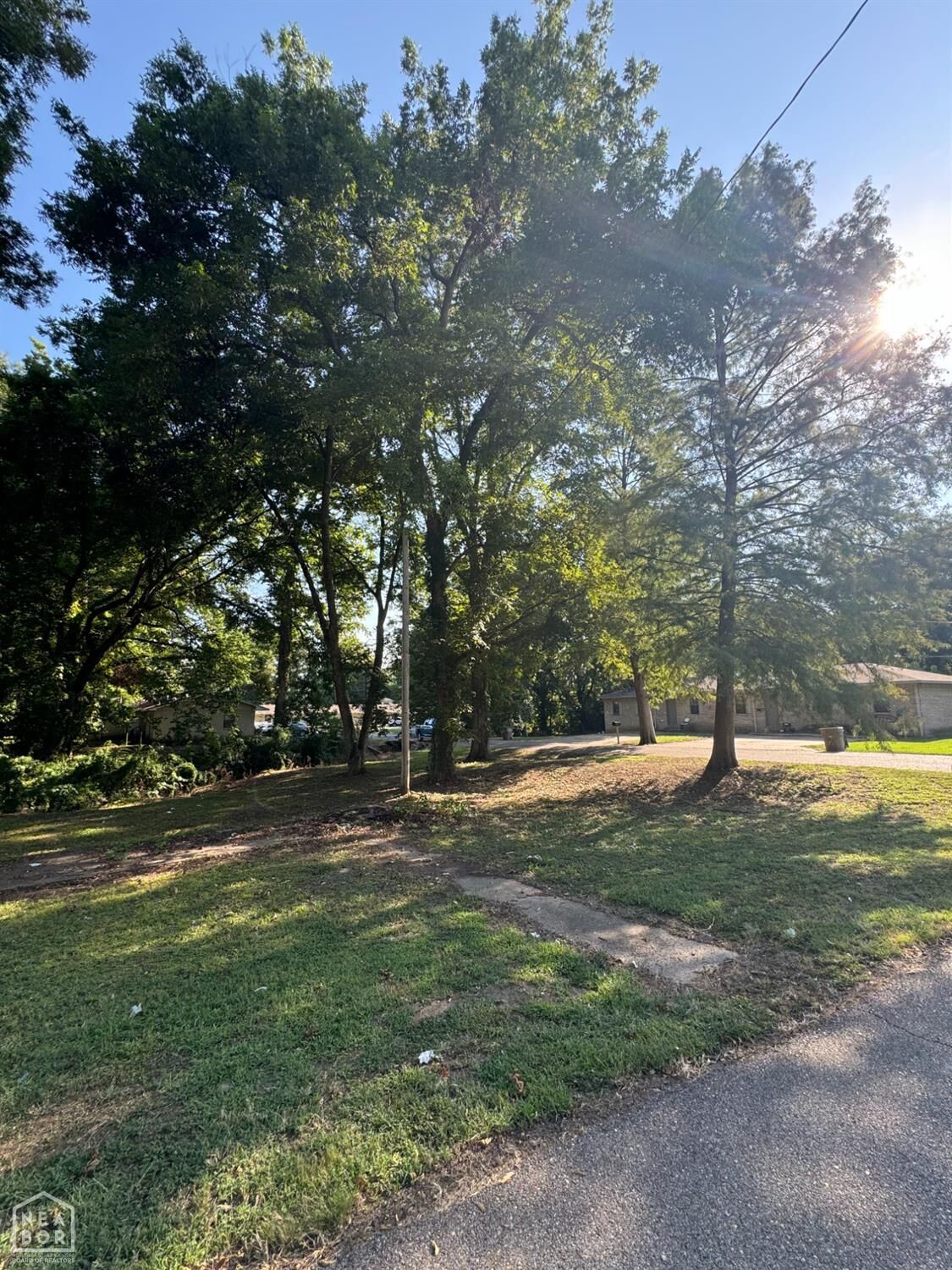 Property Photo: 327 Canal Ave E AR 72396