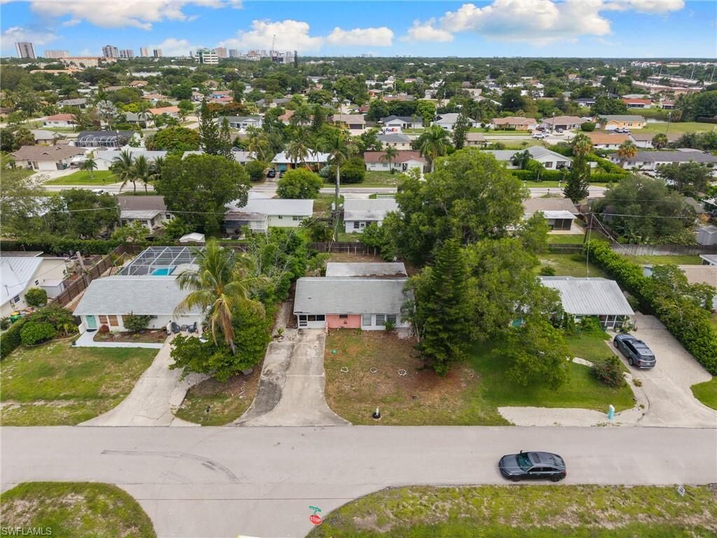Property Photo:  1297 Ingraham St  FL 34103 