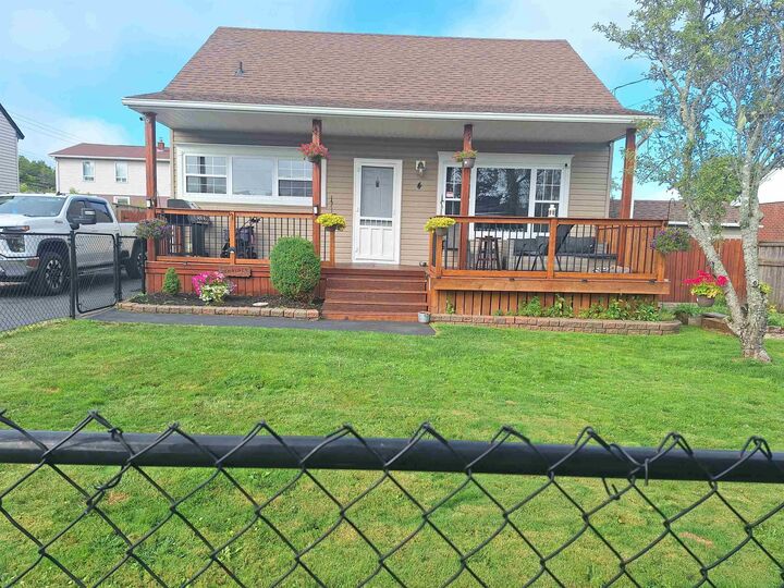 Property Photo: 4 Elmdale Crescent NS B3R 2G5