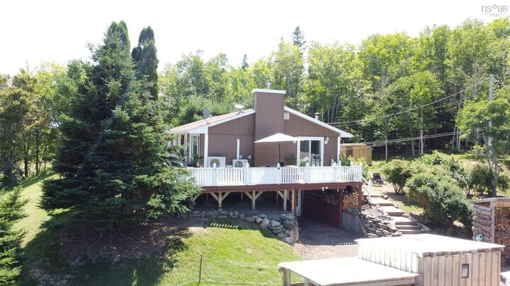 Property Photo: 13748 Highway 4 NS B0H 1P0