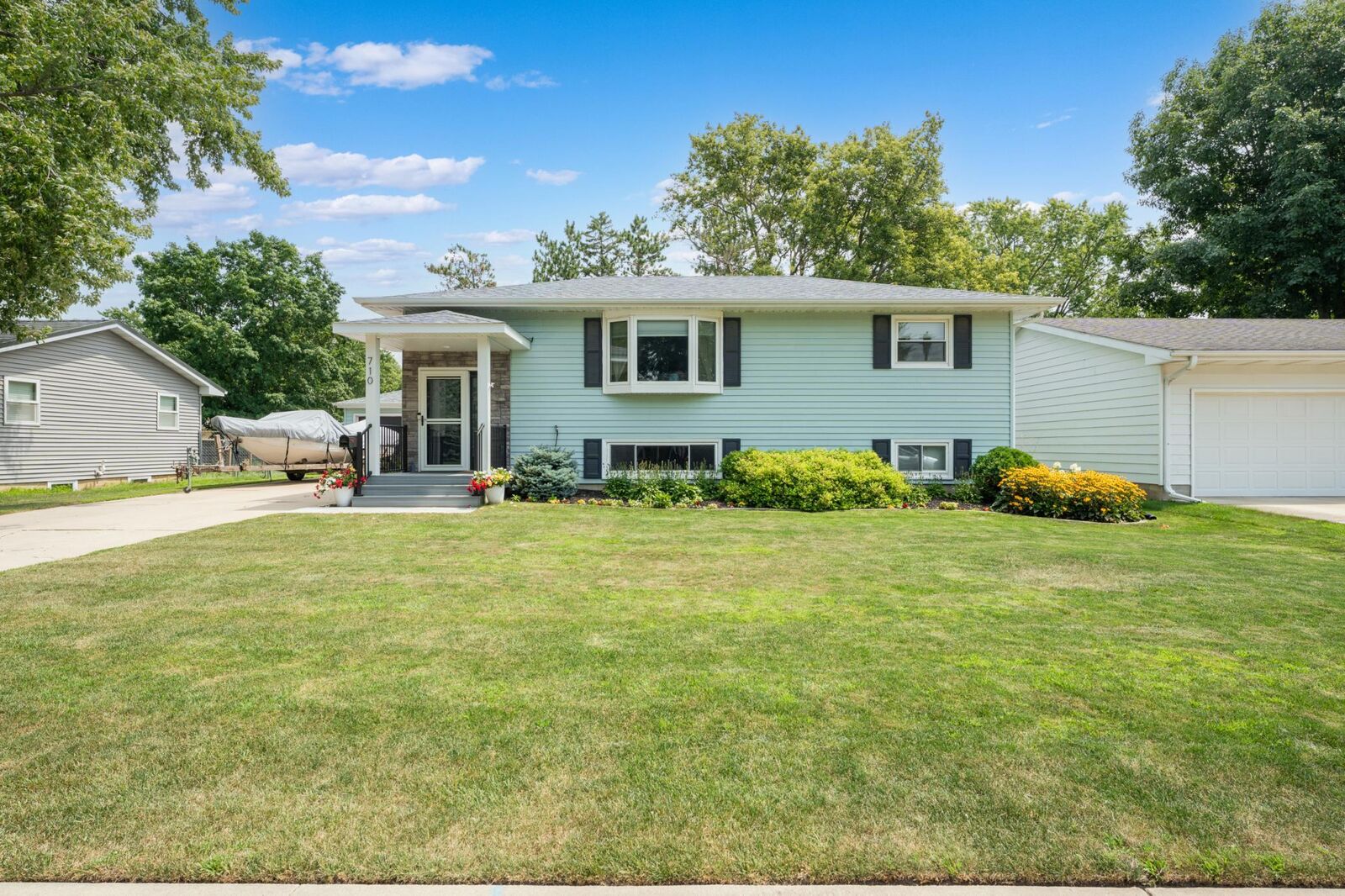 Property Photo: 710 4th Avenue SE MN 55976