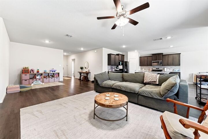 Property Photo: 311 Exploration Way TX 75189