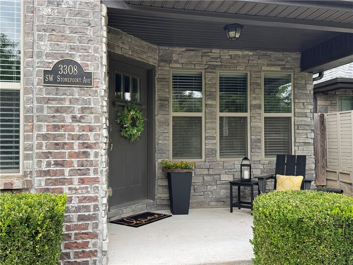 Property Photo:  3308 SW Stonepoint Avenue  AR 72713 