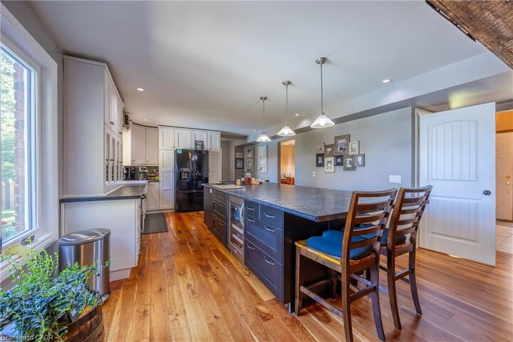 Property Photo: 14 Prospect Street ON N0A 1N6