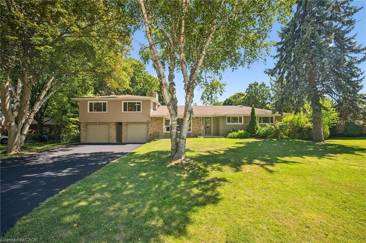 636 Iroquois Avenue — photo 1