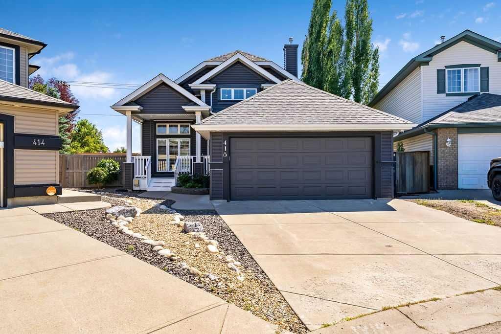 Property Photo:  418 Bridlecreek Green SW  AB T2Y 3P1 