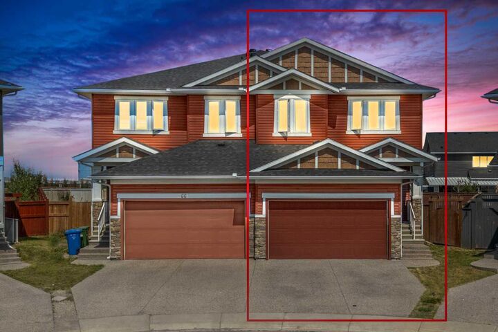 62 Redstone Mews NE — photo 1