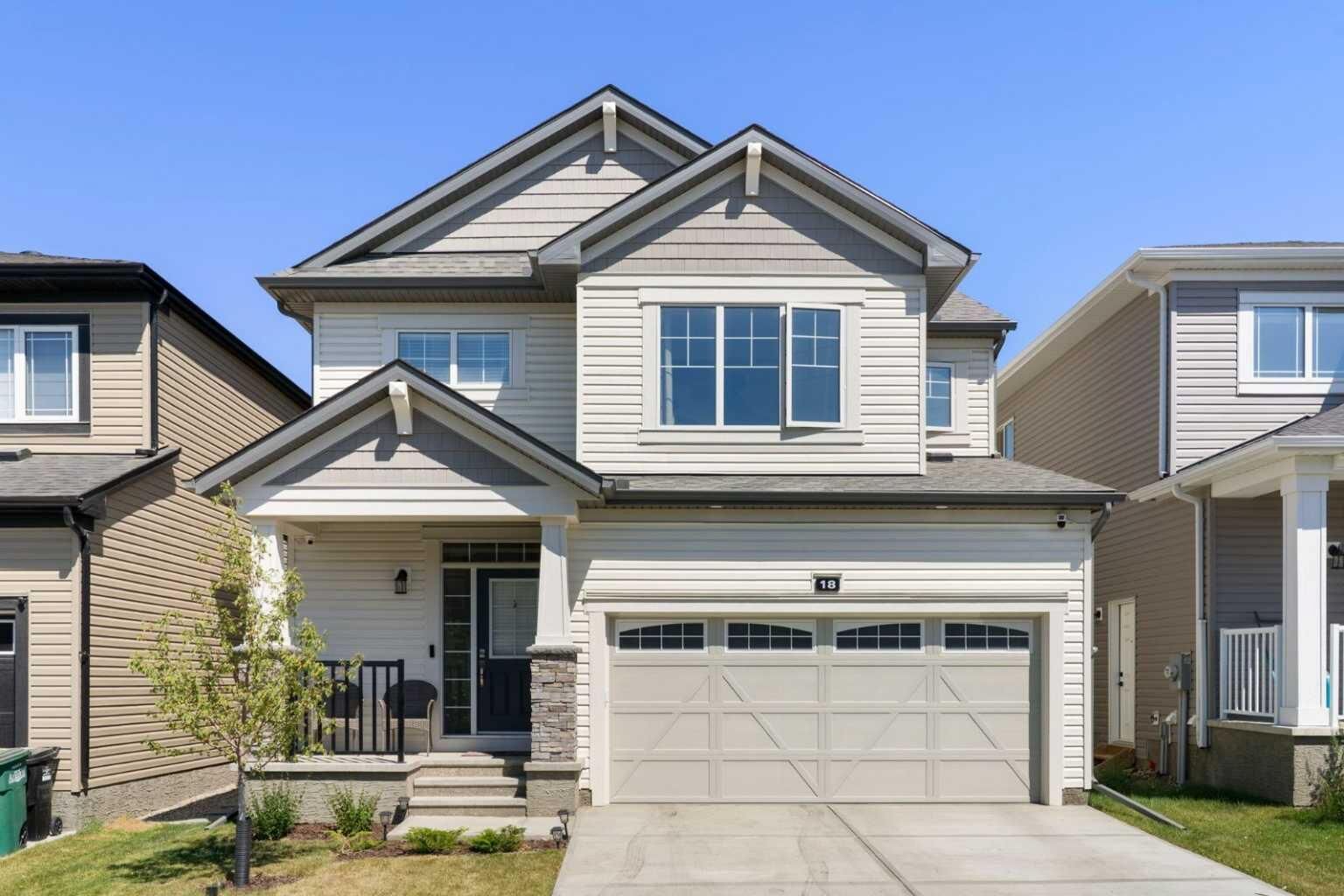 Property Photo: 18 Southwinds Link SW AB T4B 5S3