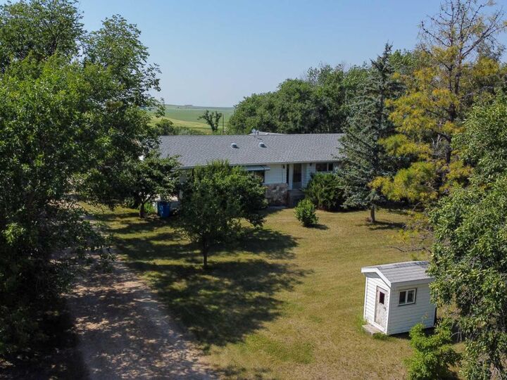 Property Photo: 283036 Range Road 202 AB T0J 0Y0