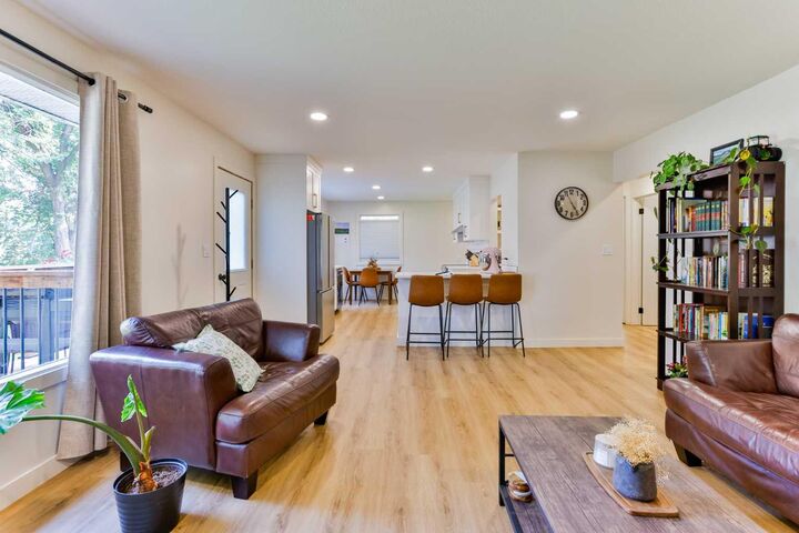 Property Photo: 5334 45 Avenue AB T1G 1C3