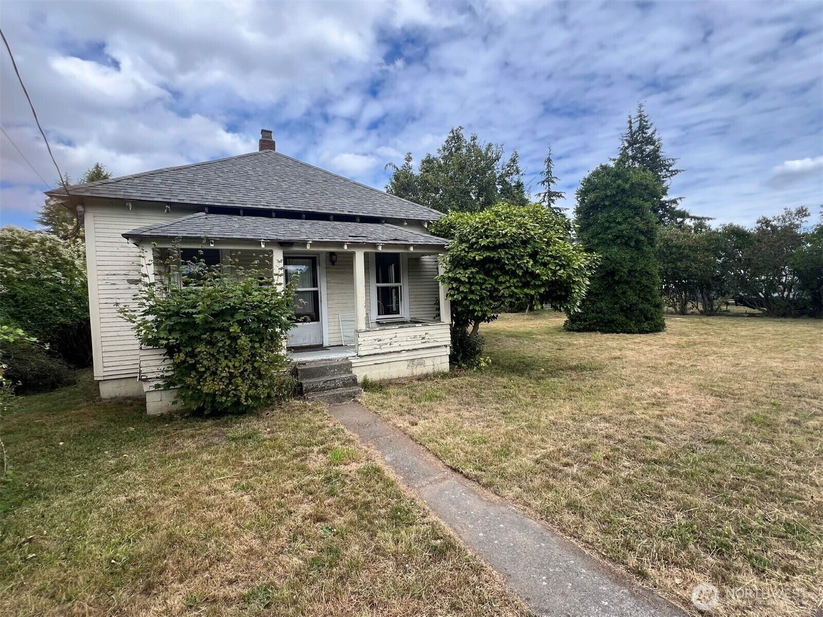 Property Photo: 1806 12th Street WA 98221