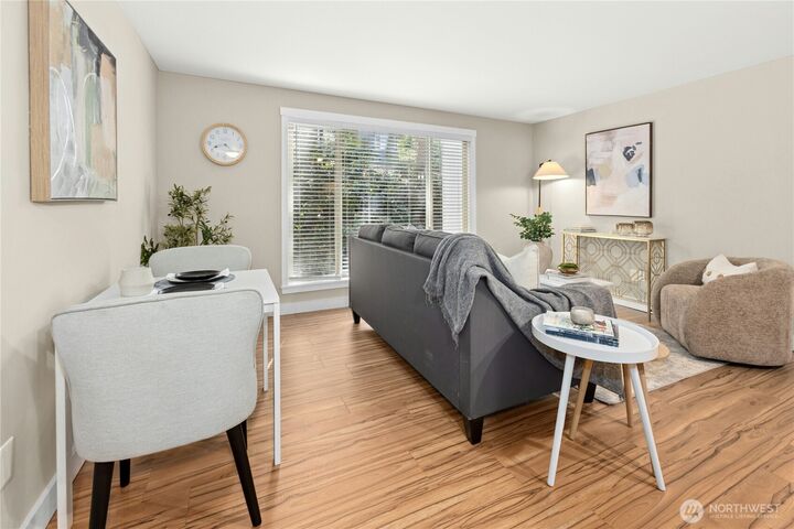 Property Photo:  11208 NE 68th Street 110  WA 98033 
