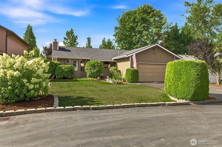 Property Photo:  22015  SE 267th S  WA 98038 