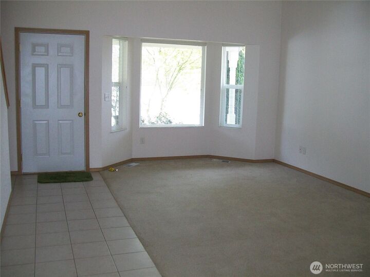 Property Photo:  7425  39th Court SE  WA 98503 