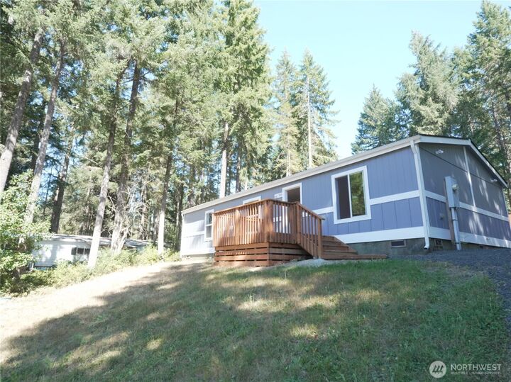 Property Photo:  160 E Clonakilty Drive  WA 98584 