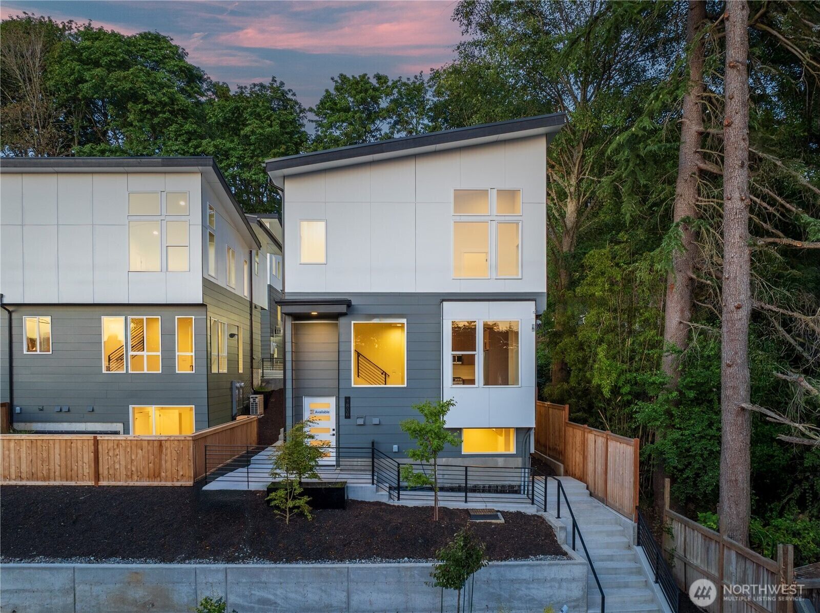Property Photo: 1806 B 28th Avenue S WA 98144