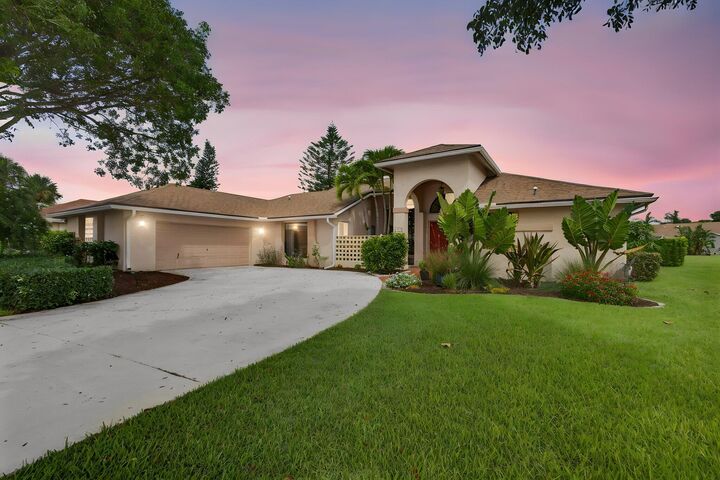 Property Photo:  1848 Lynton Circle  FL 33414 