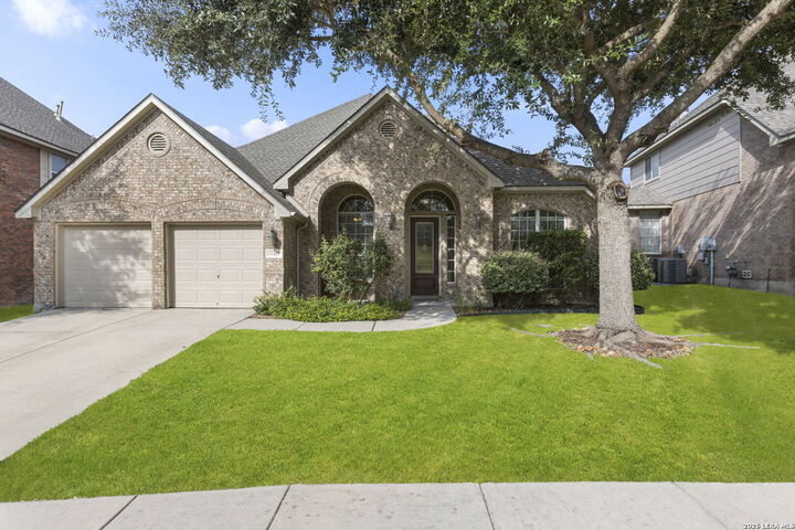 Property Photo: 15927 Ponderosa Pass TX 78023