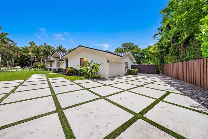 Property Photo:  17701 SW 87th Ave  FL 33157 