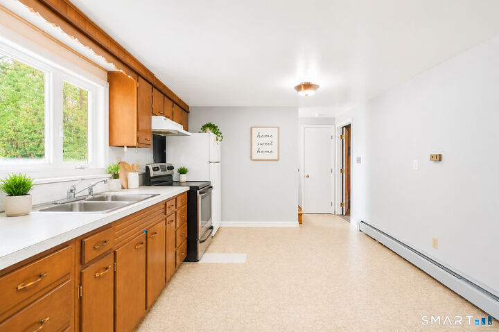 Property Photo:  677 Woodtick Road  CT 06716 