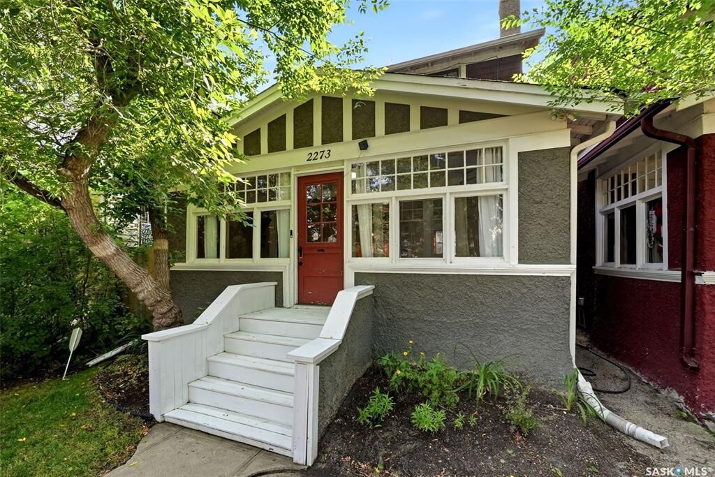 Property Photo:  2273 Cameron Street  SK S4T 2V9 