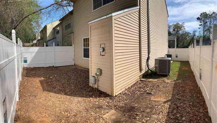 Property Photo:  2372 Gregory Drive  FL 32303 