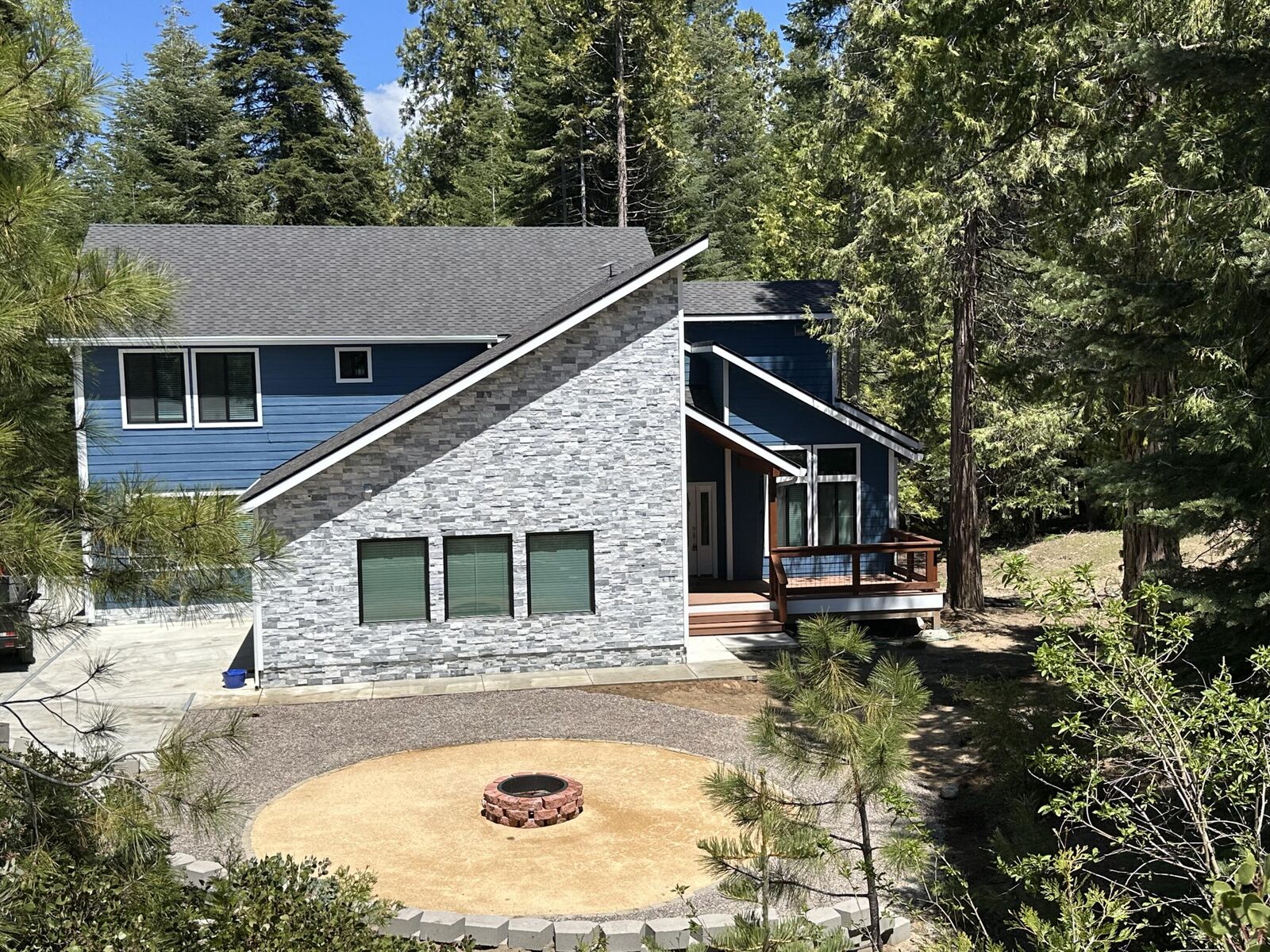 Property Photo: 39839 Mountain Heather Lane CA 93664