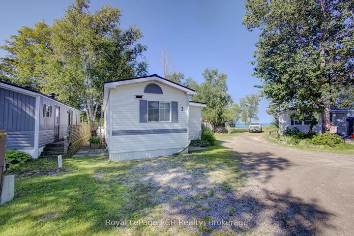79681 Bluewater Hwy 21 N/A 3 Maple St — photo 1