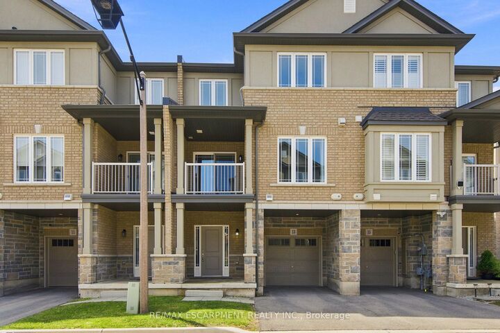 13 Aqua Lane — photo 1