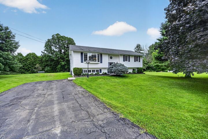 Property Photo: 6 Kimberley Crescent ON K0E 1B0