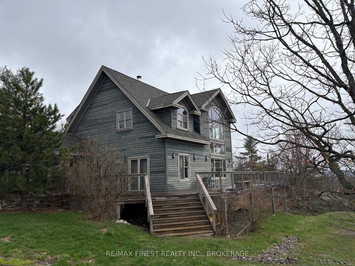 Property Photo: 1035 Sweetfern Lane ON K0H 1X0