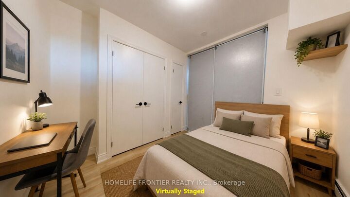 Property Photo:  291 Scarlett Road 101  ON M6N 4L1 