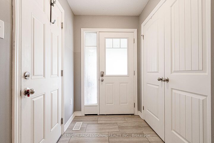 Property Photo: 53 Aberdeen Street ON N1M 0C1