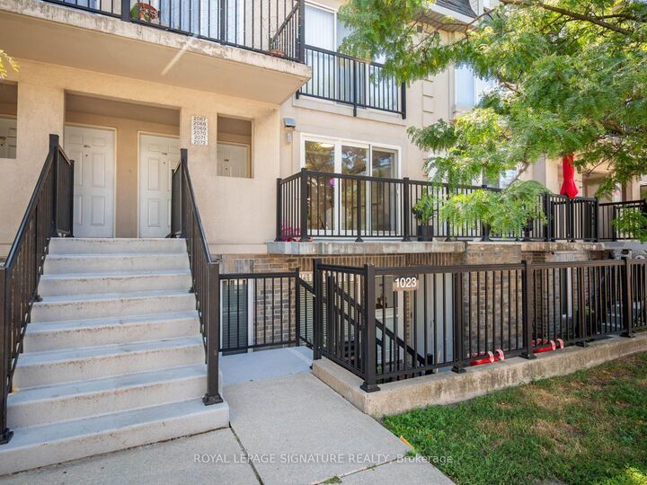 Property Photo: 65 George Appleton Way 2067 ON M3M 0A2