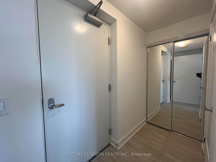 Property Photo:  20 Alpine Symphony Path Th3  ON L1L 0R1 
