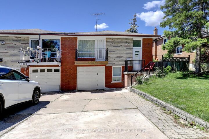 Property Photo: 1278 Shamir Crescent ON L5C 1L1