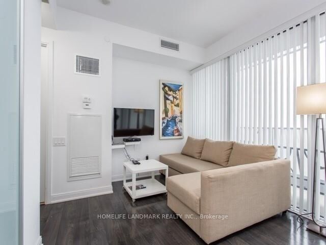 Property Photo:  42 Charles Street E 3809  ON M4Y 1T4 