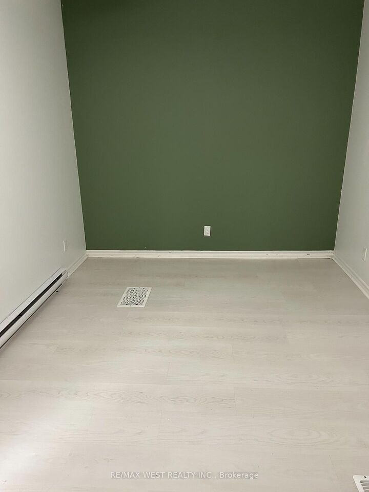 Property Photo: 89 King Street 6 ON K0M 2T0