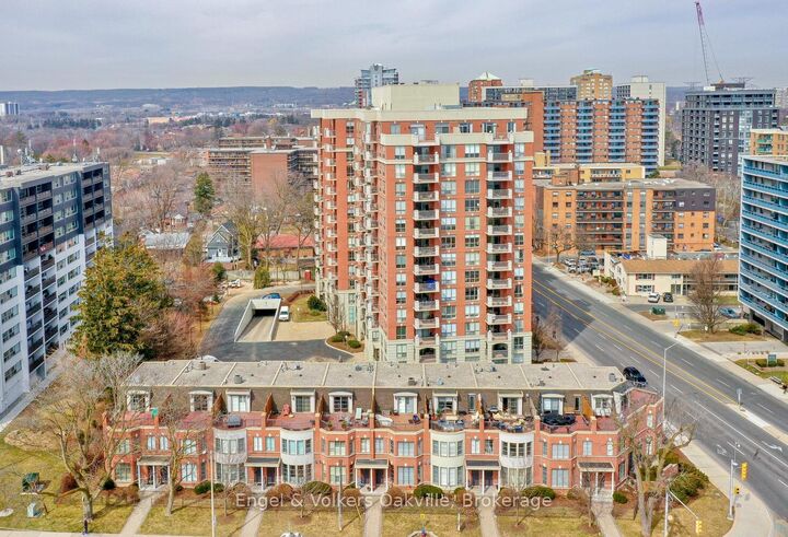 Property Photo: 442 Maple Avenue 1402 ON L7S 2L7