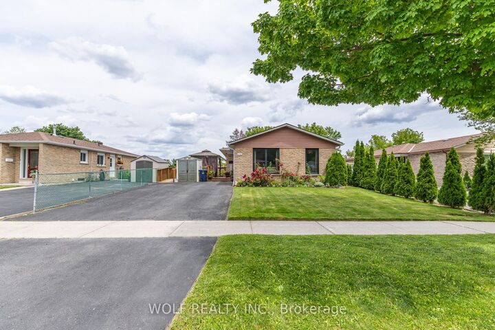 Property Photo: 114 John Tabor Trail ON M1B 2V2