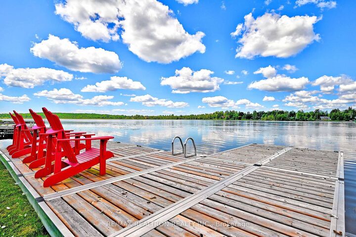 Property Photo: 53 Robinson Avenue ON K0M 2B0