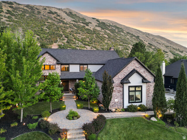 Property Photo: 634 E Draper Woods Way UT 84020