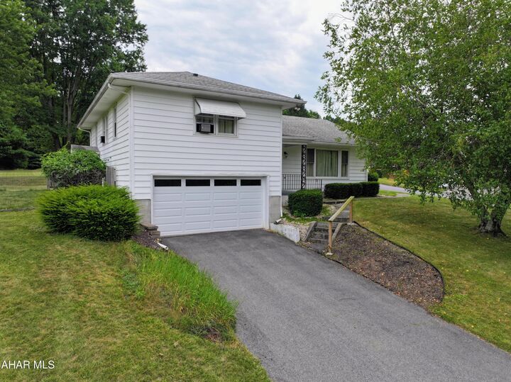 Property Photo:  155 Summit Street  PA 15537 