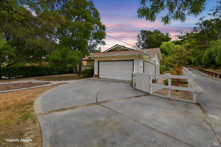 Property Photo:  5 Sunny Oaks Drive  CA 94903 