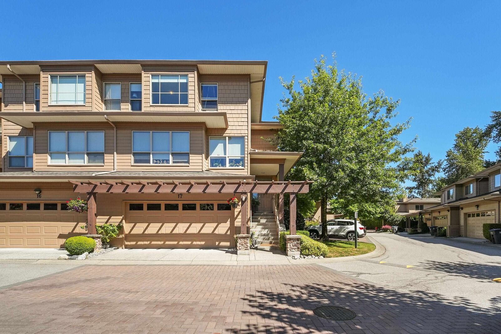 Property Photo:  16655 64 Avenue 17  BC V3S 3V1 