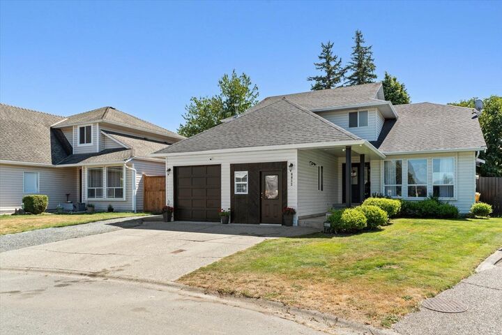 Property Photo: 6033 Glenroy Drive BC V2R 2H8