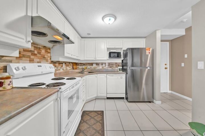 Property Photo: 13780 76 Avenue 306 BC V3W 1E5
