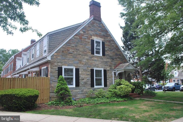 Property Photo: 3417 S Utah Street VA 22206