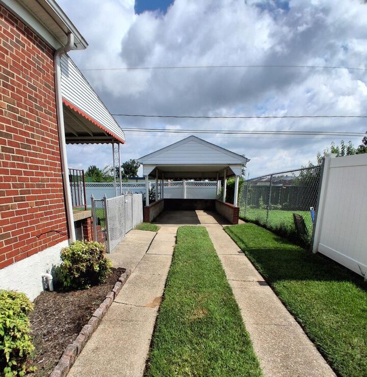 Property Photo:  7926 Diehlwood Road  MD 21222 